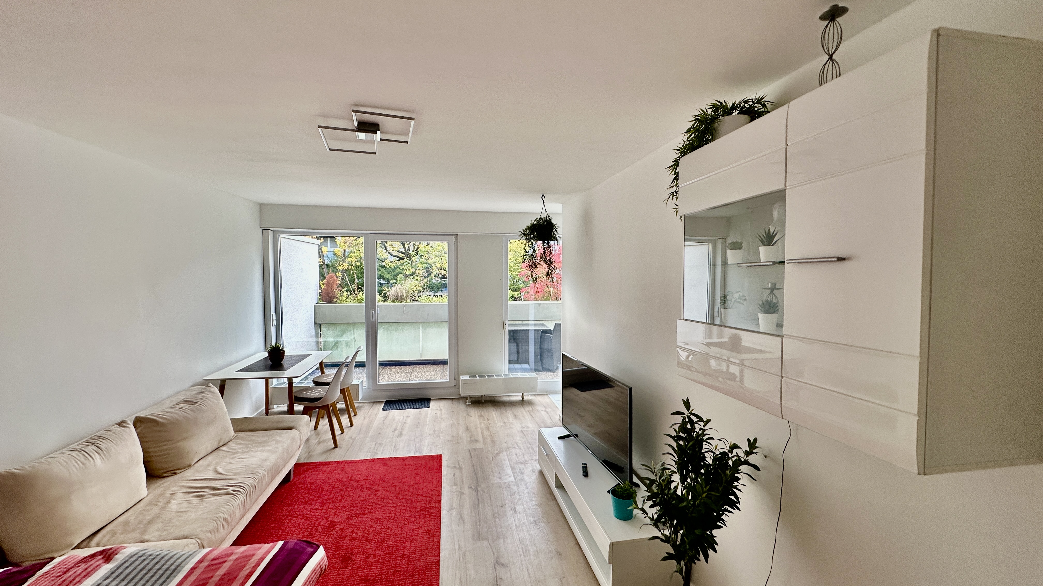 Wohnbereich mit Sitzmöglichkeiten